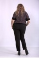 01159-2 | Комплект: черные брюки и блузка с бежевым принтом (56)
